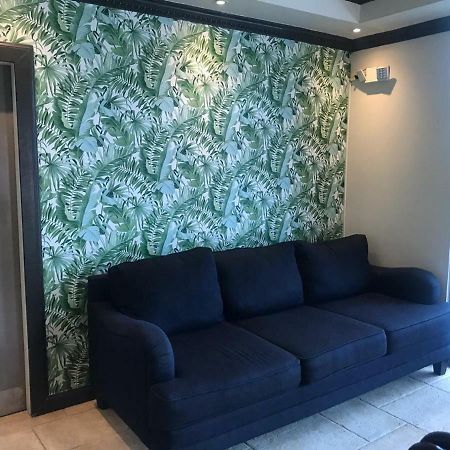 Palms Hotel Trinidad Arouca 外观 照片